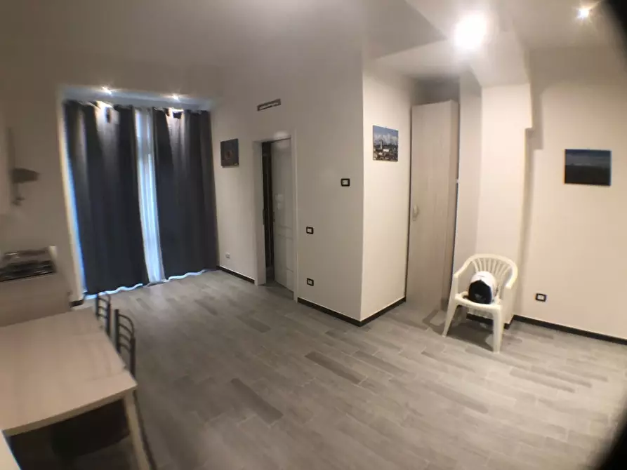 Immagine 13 di Appartamento in vendita  a Savona