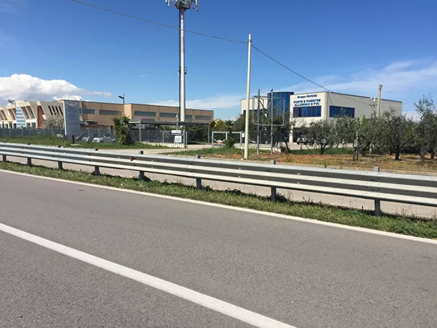 Immagine 16 di Terreno industriale in vendita  in PUNTA PENNA a Vasto