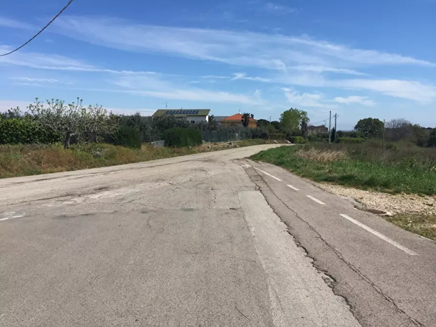 Immagine 3 di Terreno industriale in vendita  in PUNTA PENNA a Vasto