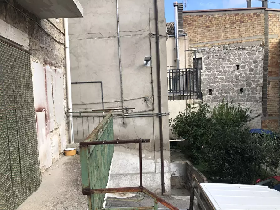 Immagine 3 di Porzione di casa in vendita  in via roma a Lentella