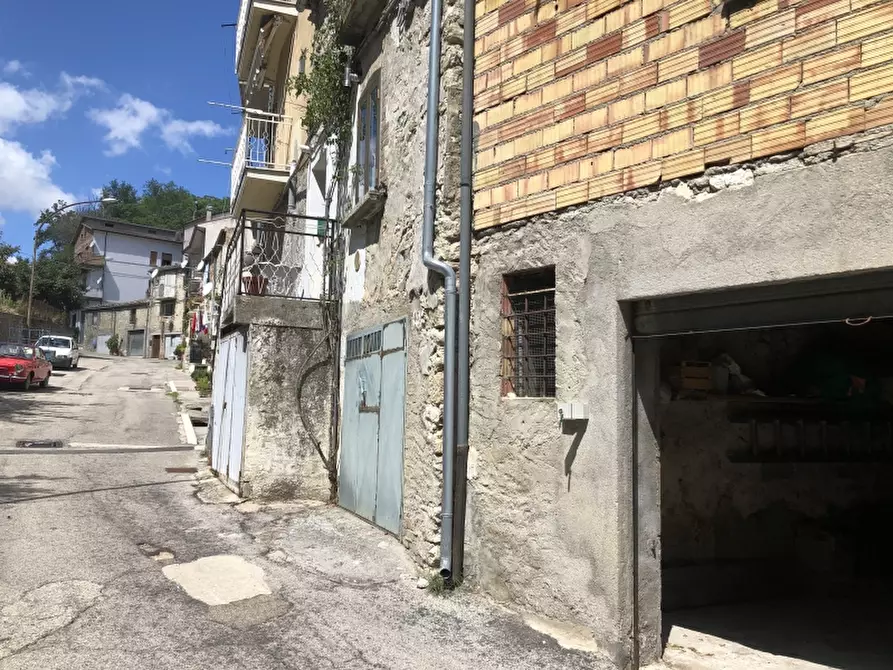 Immagine 3 di Garage in vendita  in VIA CENTRO a San Buono