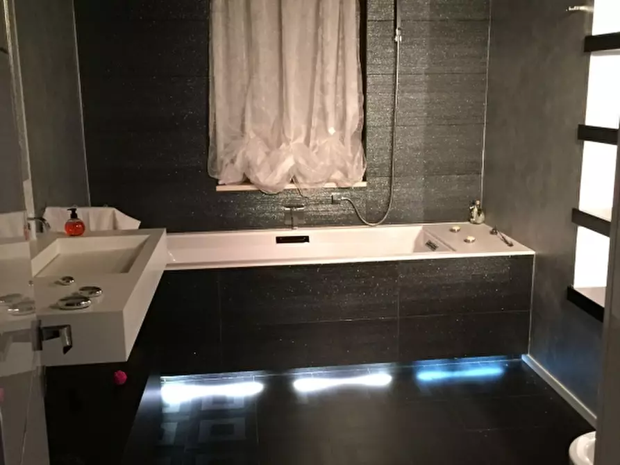 Immagine 6 di Villa in vendita  in CONTRADA RIBUTTINI a San Salvo