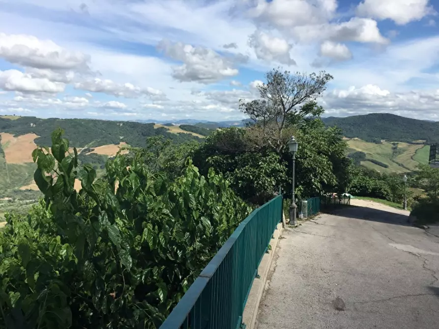 Immagine 5 di Box auto in vendita  in VIA VICENNE a Furci