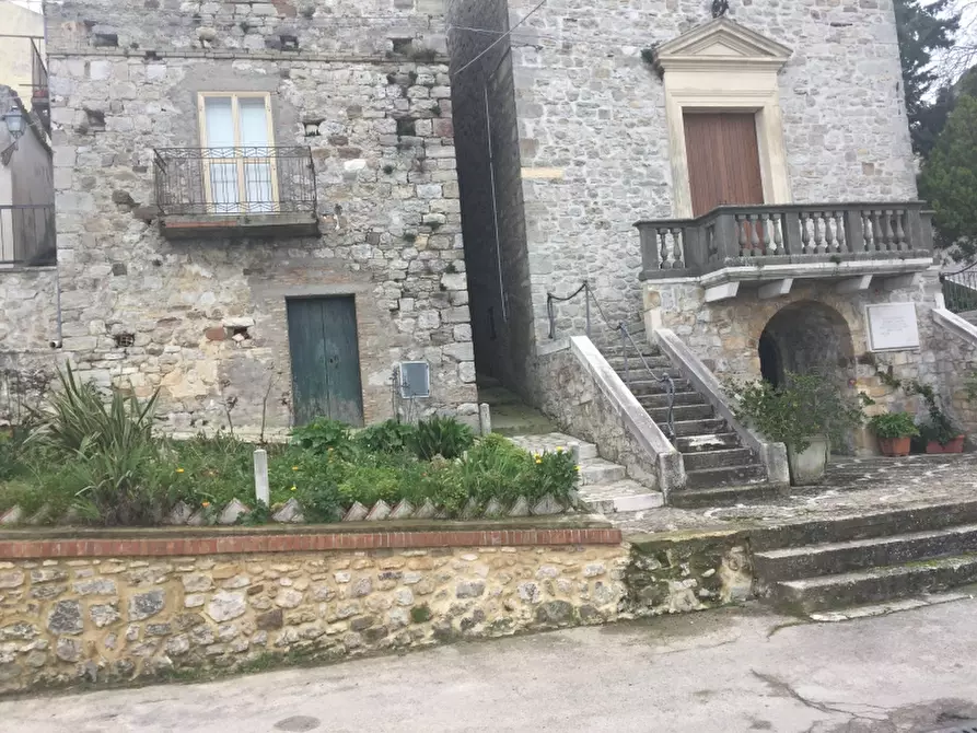 Immagine 7 di Box auto in vendita  in VIA VICENNE a Furci