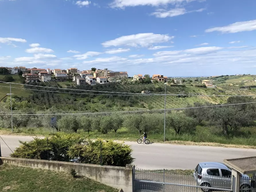 Immagine 8 di Casa indipendente in vendita  in viale e. mattei a Cupello
