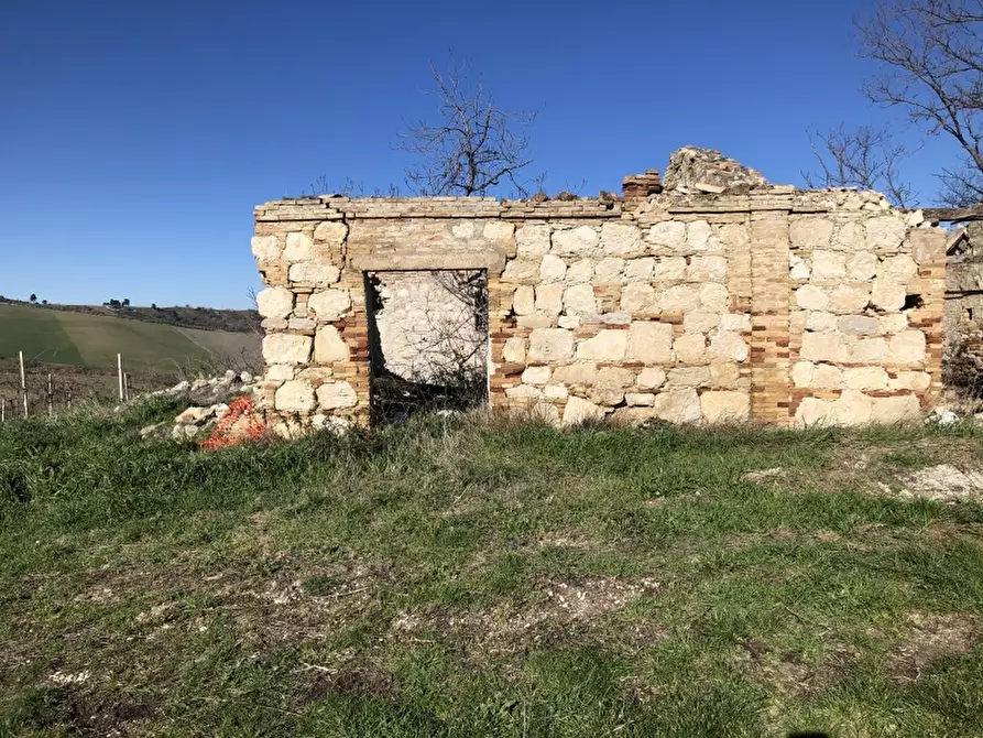 Immagine 1 di Rustico / casale in vendita  in CONTRADA REALE a Cupello