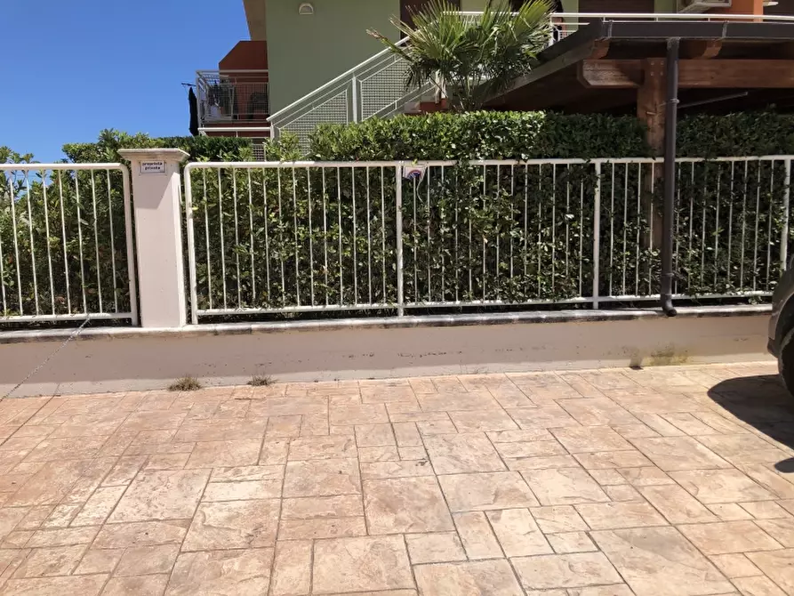 Immagine 12 di Casa semindipendente in affitto  in MARINA DI MONTENERO DI BISACCIA (CB) a Montenero Di Bisaccia