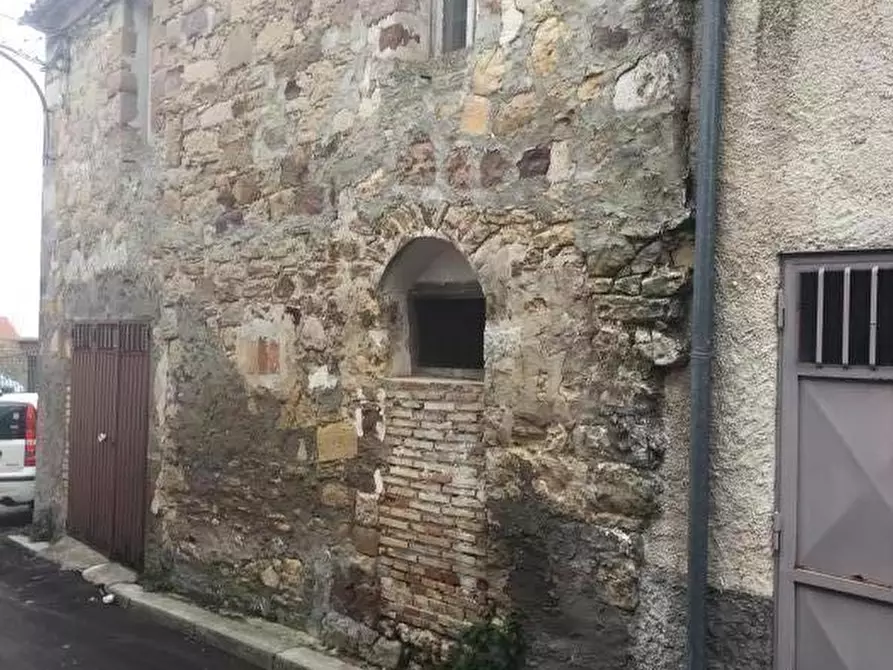 Immagine 3 di Porzione di casa in vendita  a Furci