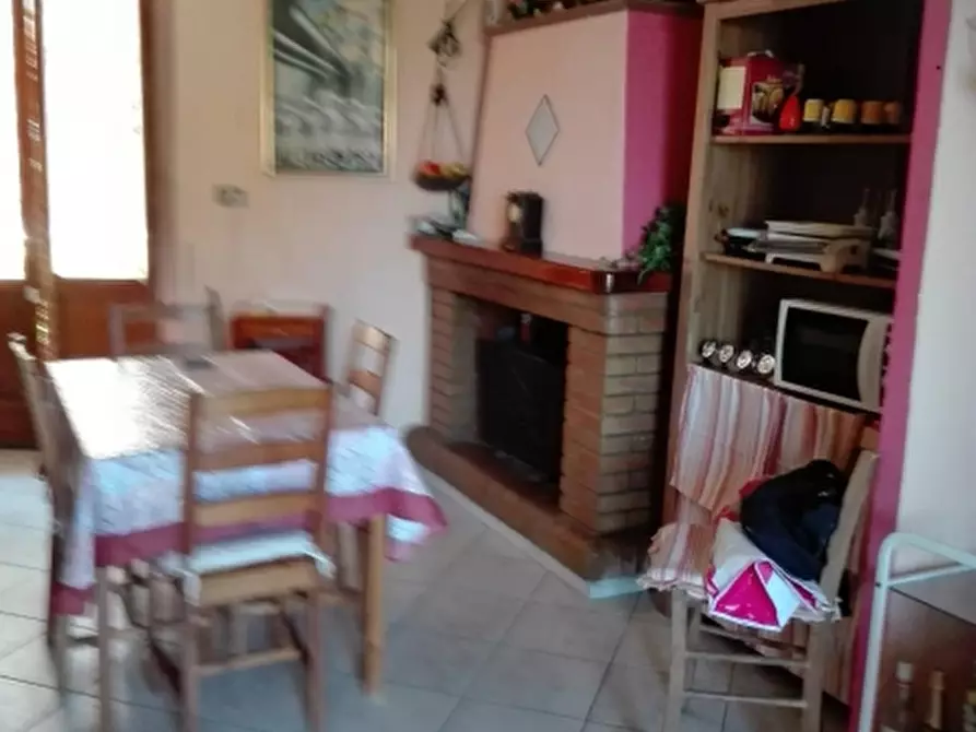 Immagine 2 di Porzione di casa in vendita  a San Buono