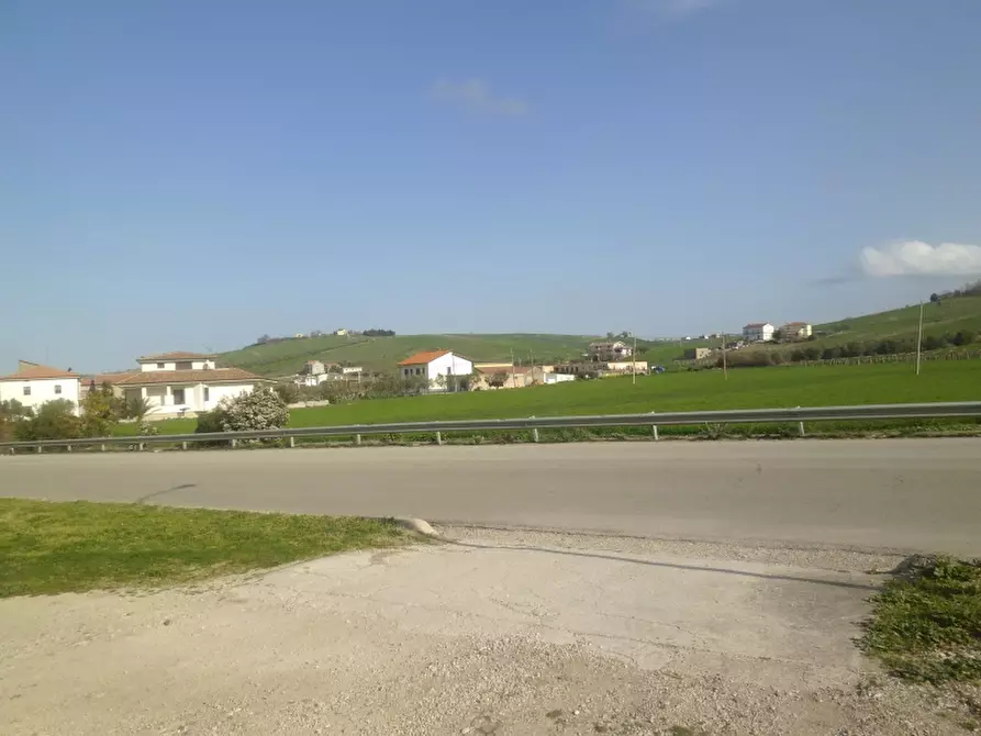 Immagine 18 di Villa in vendita  in PIANO SPEDALE a Gissi