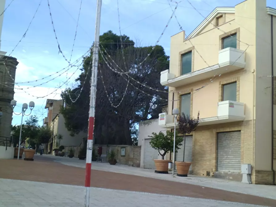 Immagine 2 di Casa indipendente in vendita  in PIAZZA GARIBALDI a Vasto