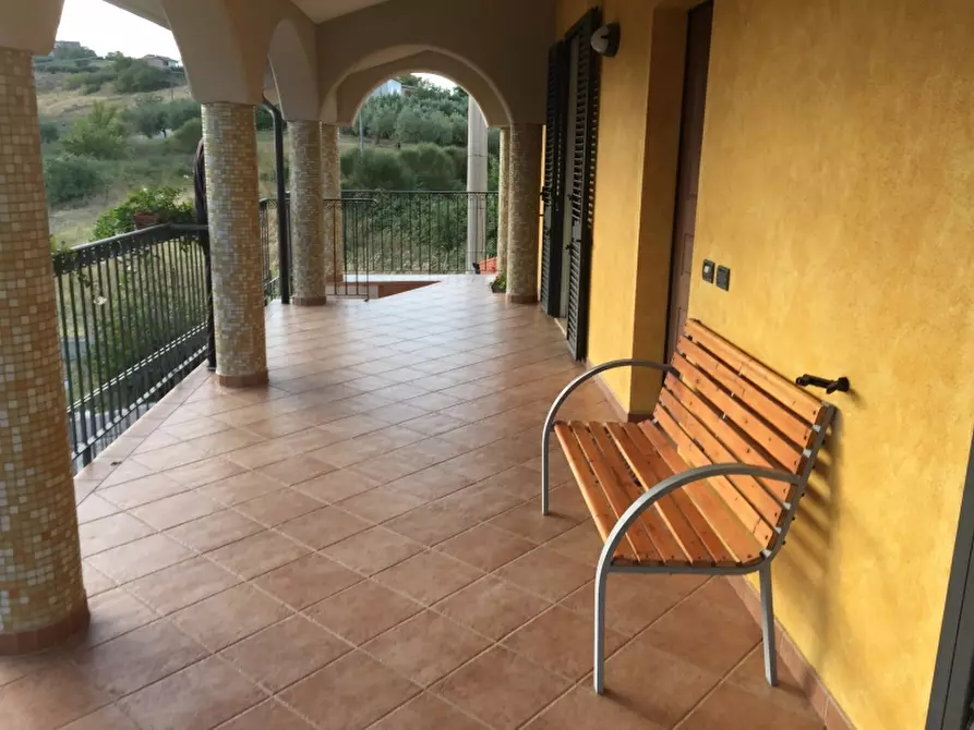 Immagine 2 di Appartamento in vendita  in CONTRADA PESCHIOLA a Gissi