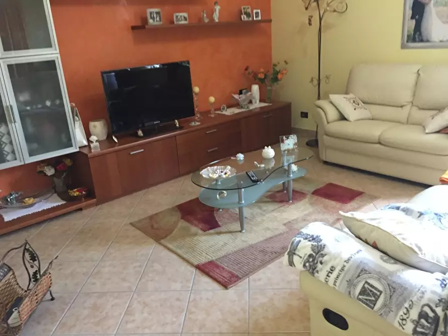 Immagine 4 di Appartamento in vendita  in CONTRADA PESCHIOLA a Gissi