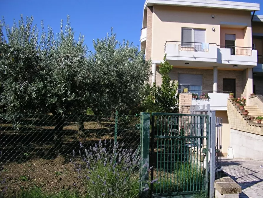 Immagine 1 di Villa in vendita  in via G di Vittorio 19 a Cupello