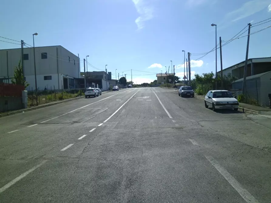 Immagine 7 di Terreno industriale in vendita  a Vasto