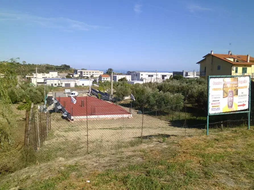 Immagine 10 di Terreno industriale in vendita  a Vasto