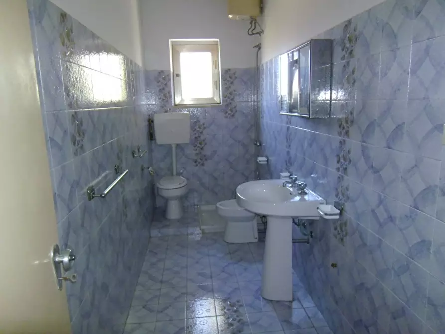 Immagine 11 di Casa indipendente in vendita  in piazza beni carlo' a Cupello