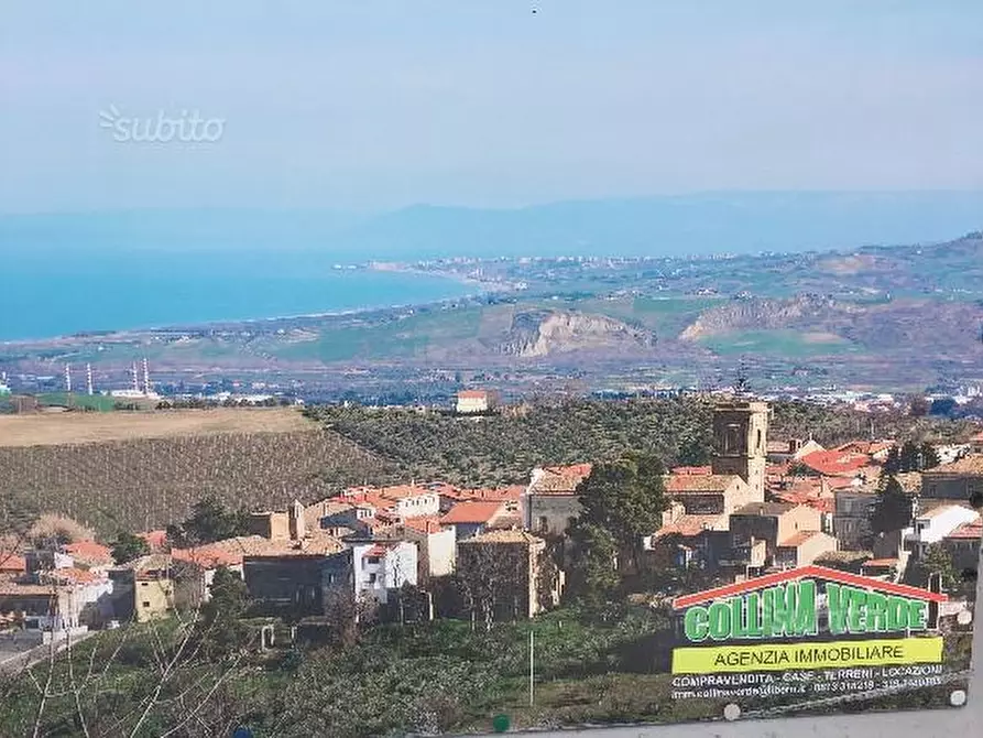 Immagine 9 di Terreno residenziale in vendita  a Vasto