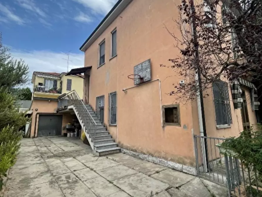 Immagine 1 di Appartamento in vendita  in Via Odoacre a Ravenna