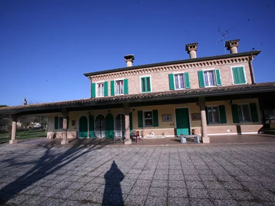 Immagine 1 di Villetta a schiera in vendita  in Via Antica Milizia a Ravenna
