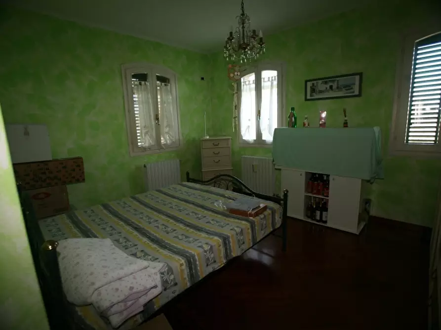 Immagine 10 di Villetta a schiera in vendita  in Via Antica Milizia a Ravenna