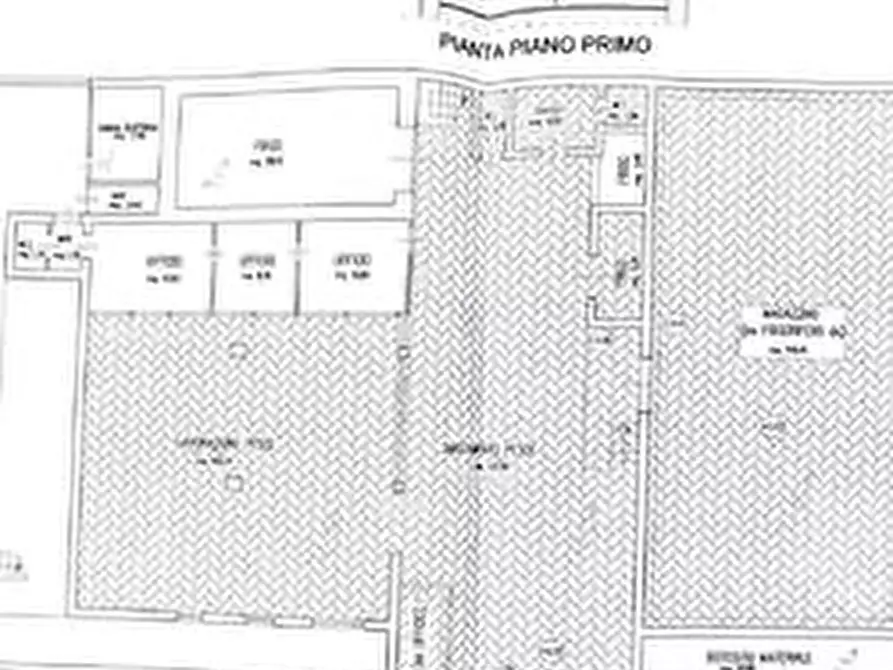 Immagine 6 di Capannone industriale in vendita  a Marano Lagunare