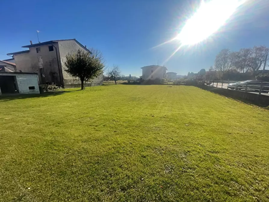 Immagine 1 di Terreno residenziale in vendita  a Gemona Del Friuli
