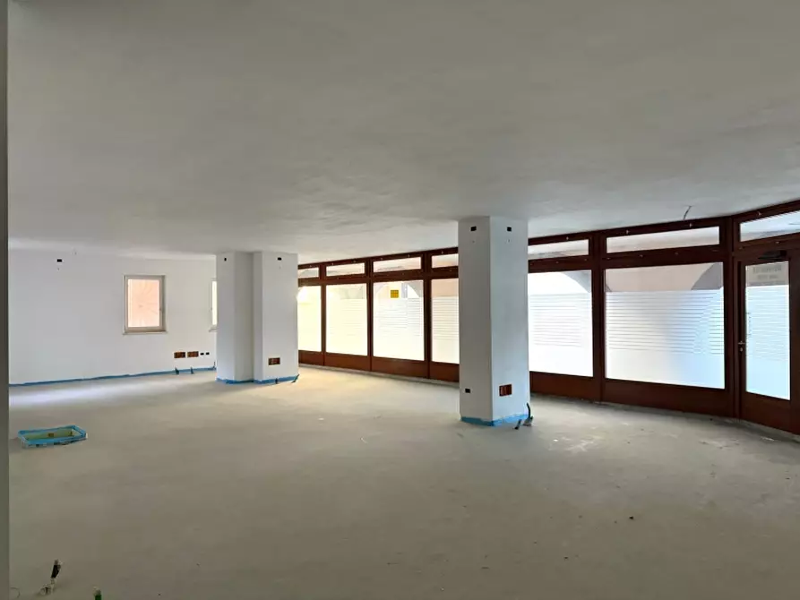 Immagine 2 di Ufficio in vendita  a San Daniele Del Friuli