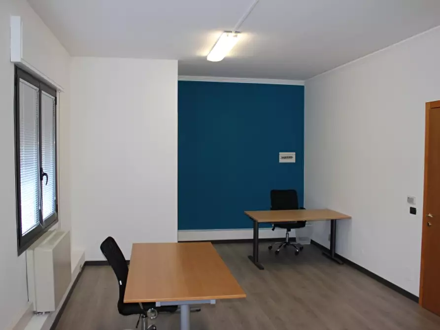 Immagine 3 di Ufficio in affitto  a Teglio Veneto