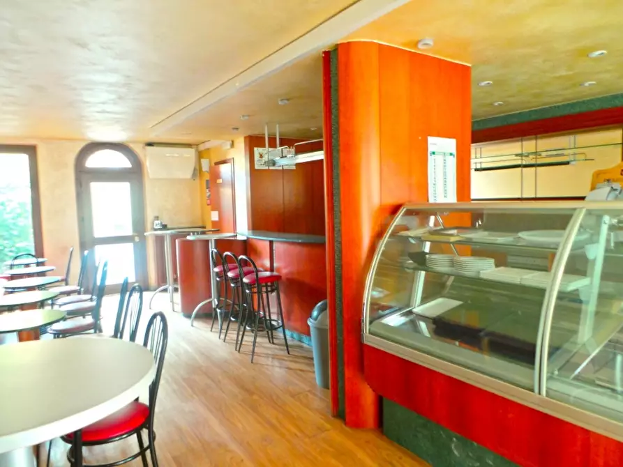 Immagine 2 di Bar / Ristorante in vendita  a Udine