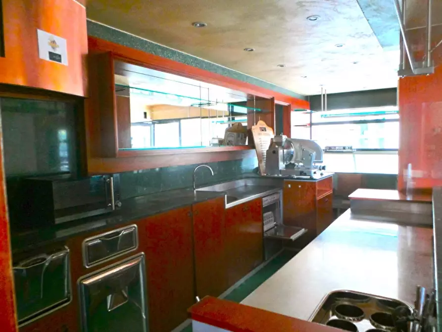 Immagine 3 di Bar / Ristorante in vendita  a Udine