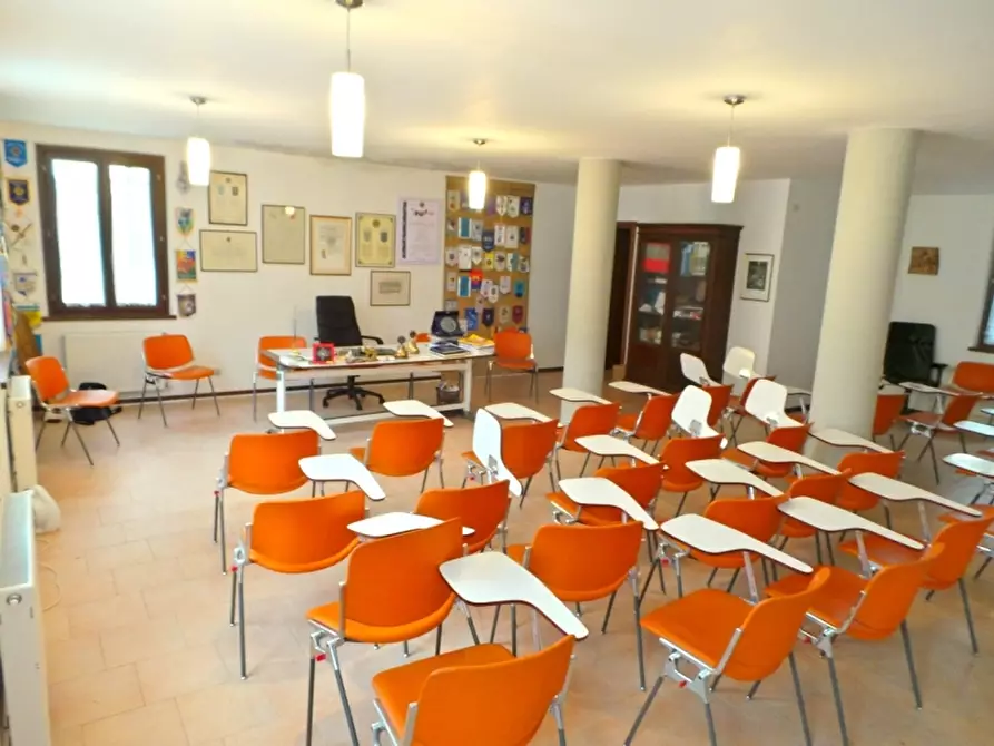 Immagine 1 di Ufficio in vendita  a Cividale Del Friuli