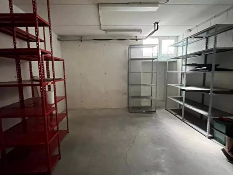 Immagine 11 di Ufficio in vendita  a Tavagnacco