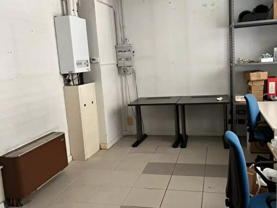 Immagine 8 di Ufficio in vendita  a Tavagnacco