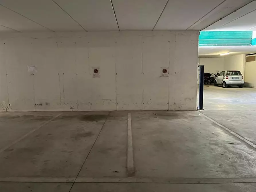 Immagine 14 di Ufficio in vendita  a Tavagnacco