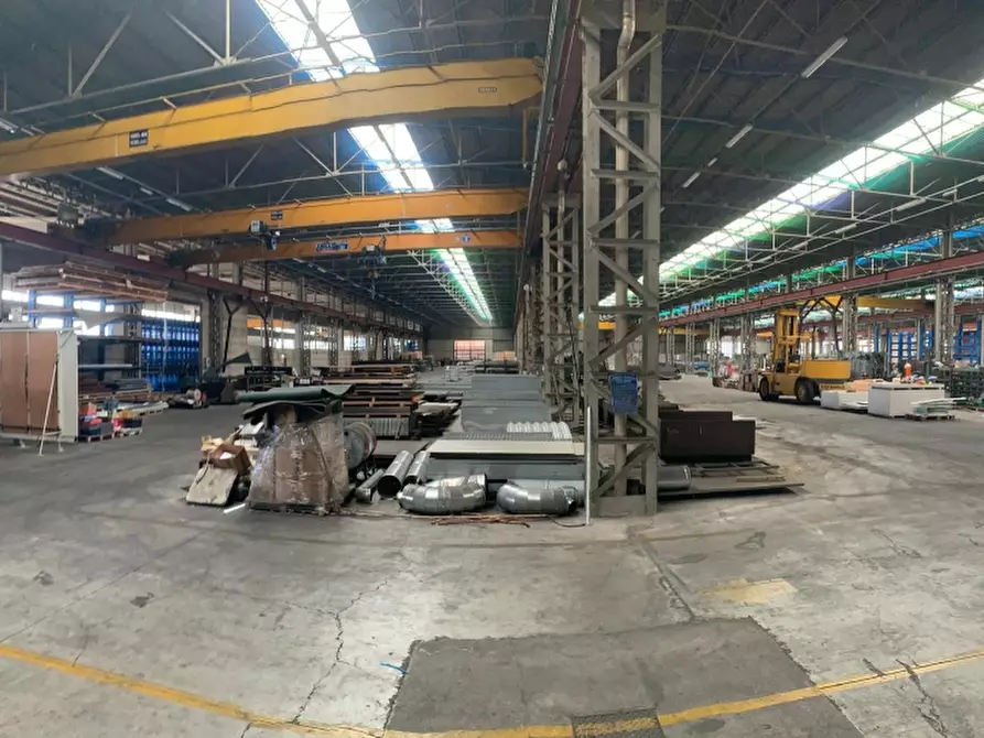 Immagine 3 di Capannone industriale in affitto  in Viale Palmanova a Udine