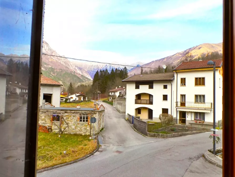 Immagine 16 di Casa indipendente in vendita  in Frazione Vedronza 19 a Lusevera