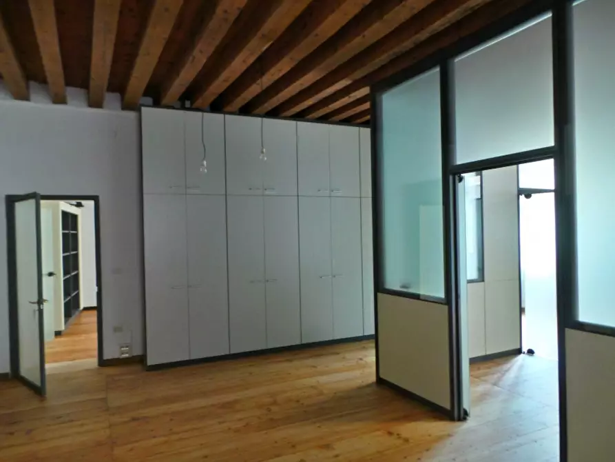 Immagine 1 di Ufficio in affitto  in Via Poscolle a Udine