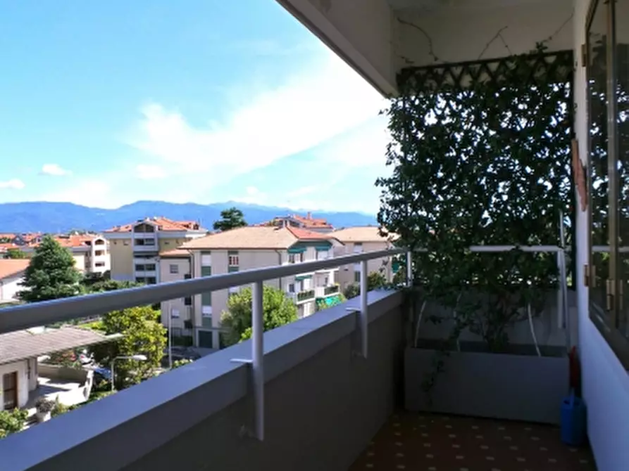 Immagine 4 di Appartamento in vendita  a Udine