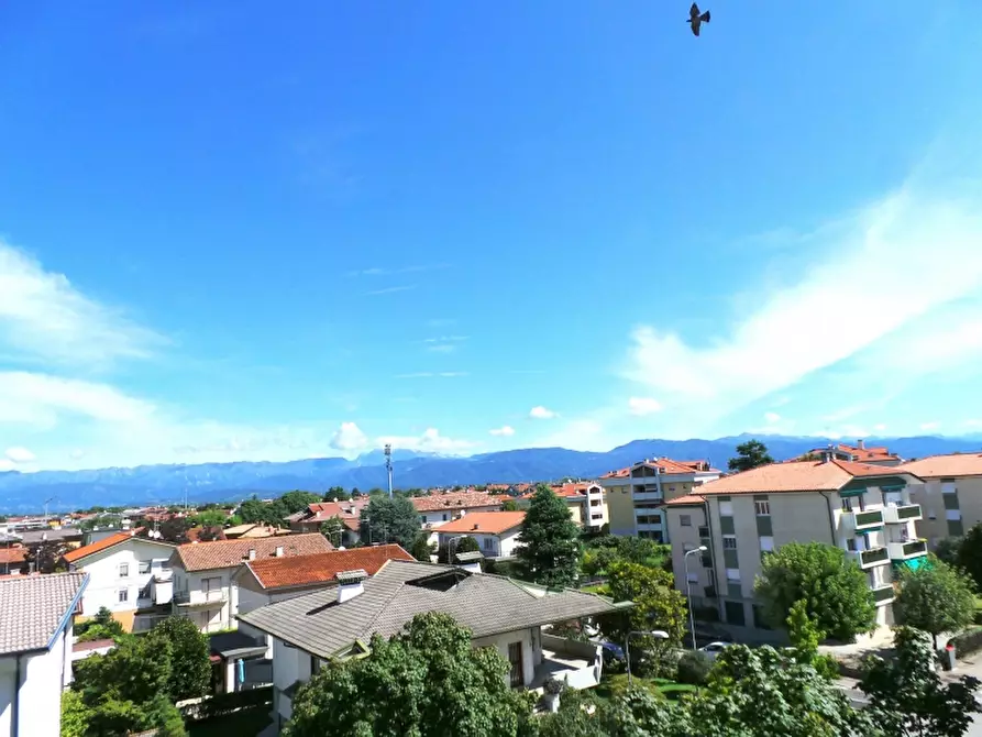 Immagine 1 di Appartamento in vendita  a Udine