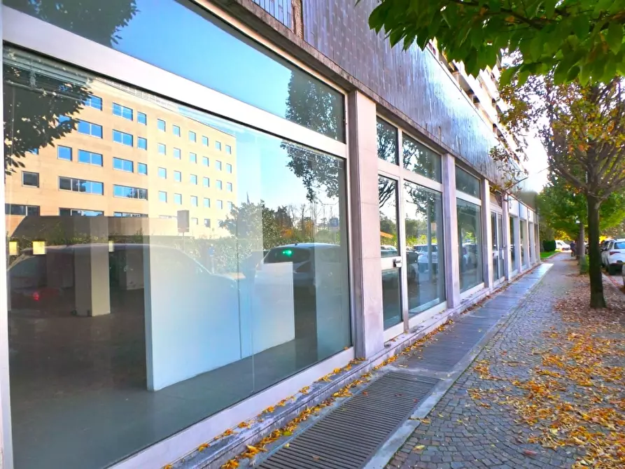 Immagine 5 di Ufficio in vendita  a Udine