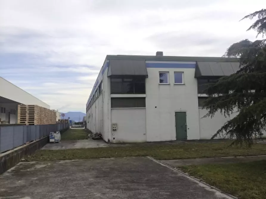 Immagine 7 di Capannone industriale in vendita  a Povoletto