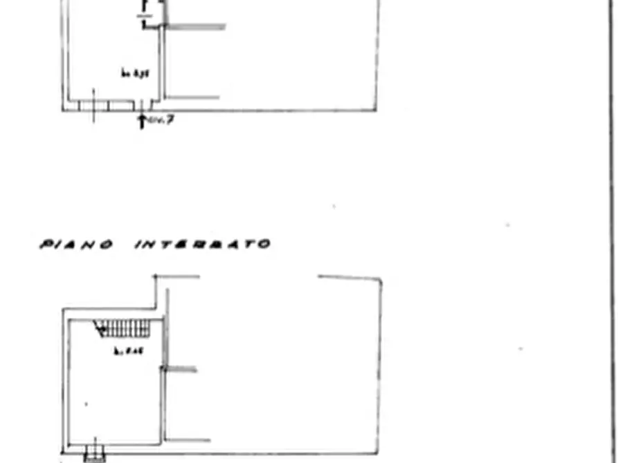 Immagine 3 di Attività commerciale in vendita  a Udine