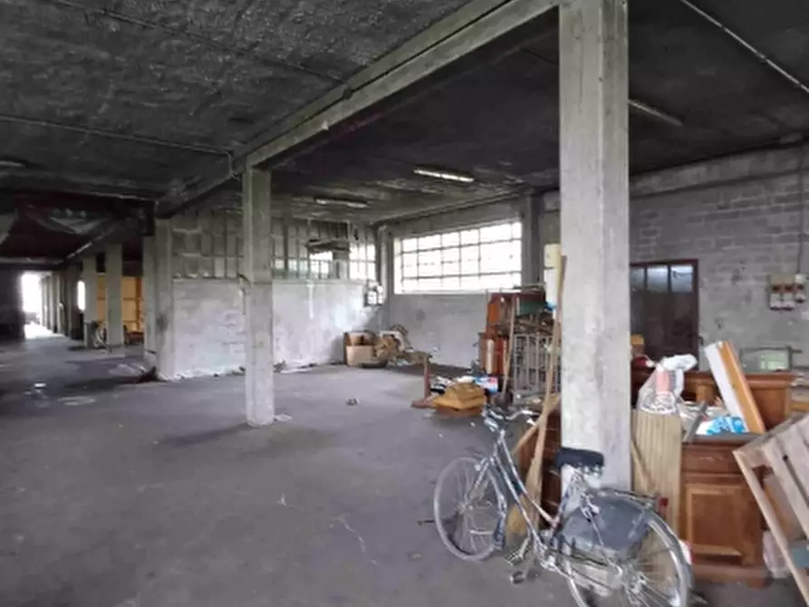 Immagine 2 di Capannone industriale in vendita  a San Giovanni Al Natisone