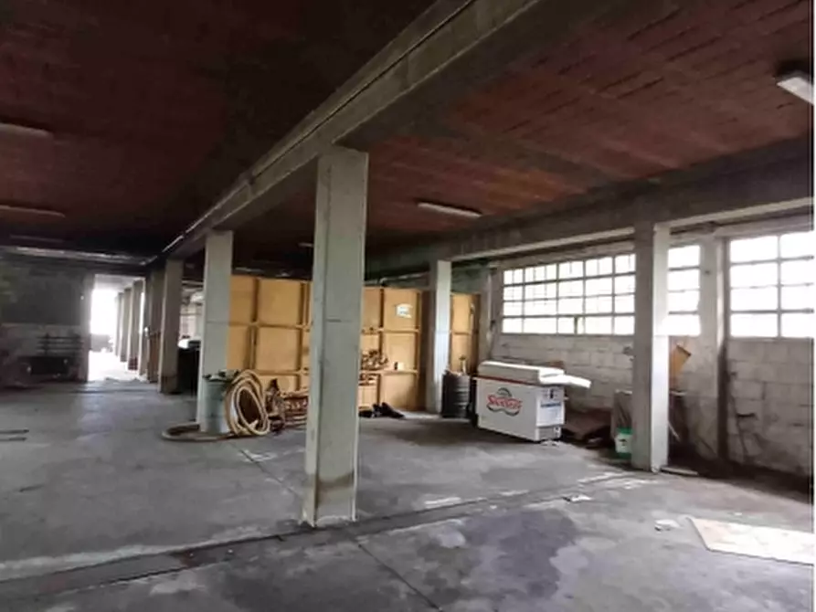 Immagine 3 di Capannone industriale in vendita  a San Giovanni Al Natisone