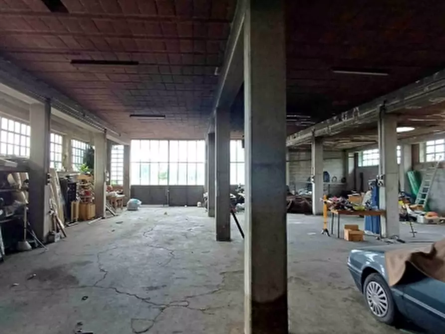 Immagine 4 di Capannone industriale in vendita  a San Giovanni Al Natisone