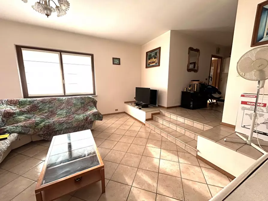 Immagine 9 di Villa in vendita  a Tavagnacco