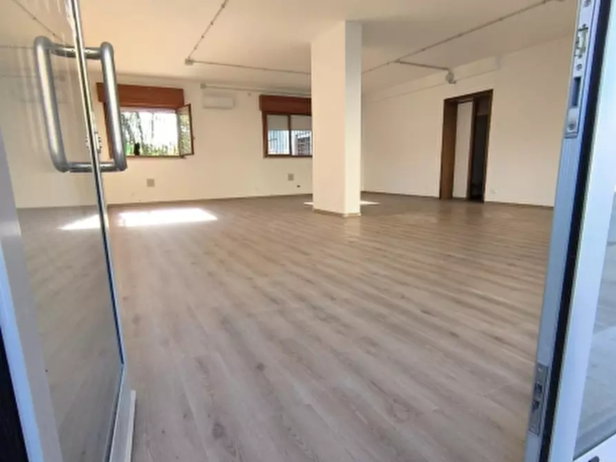Immagine 2 di Ufficio in affitto  in Via Bariglaria a Udine