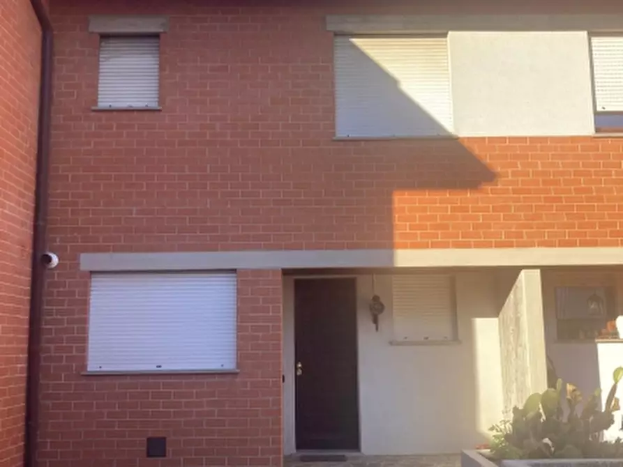 Immagine 27 di Villetta a schiera in vendita  a Udine