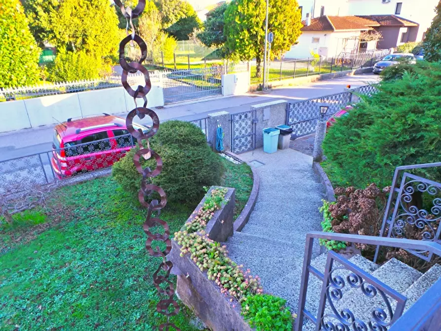 Immagine 3 di Villa in vendita  a Tavagnacco